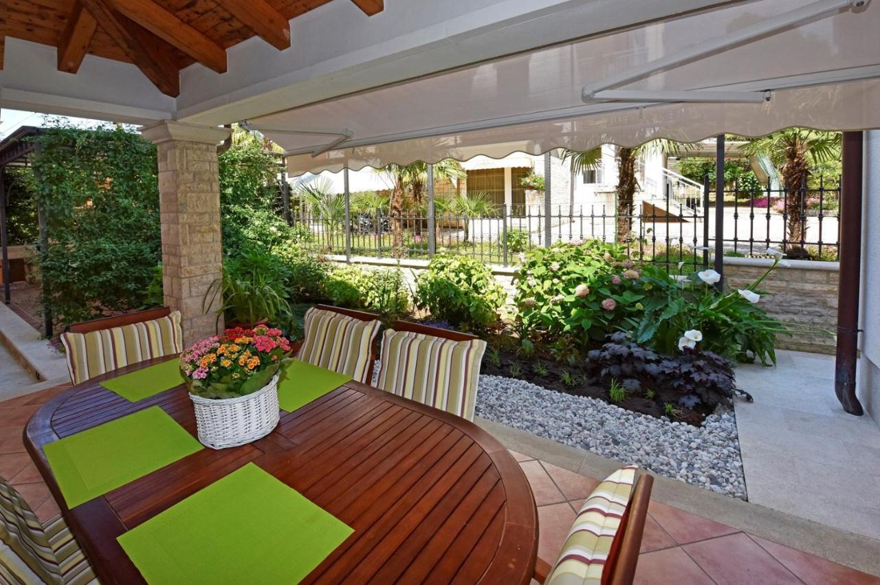 Apartments Lavizatic Пореч Экстерьер фото