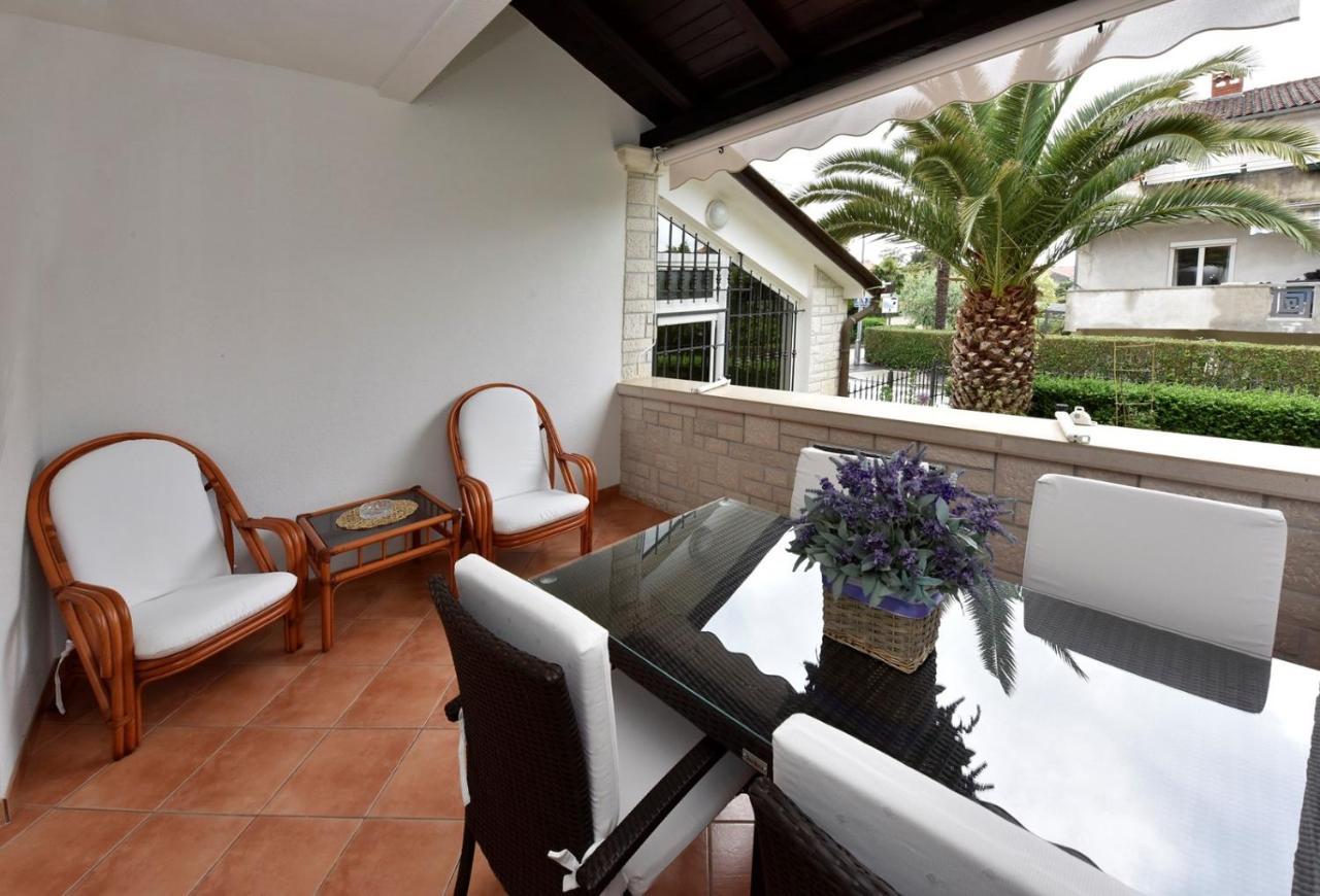 Apartments Lavizatic Пореч Экстерьер фото